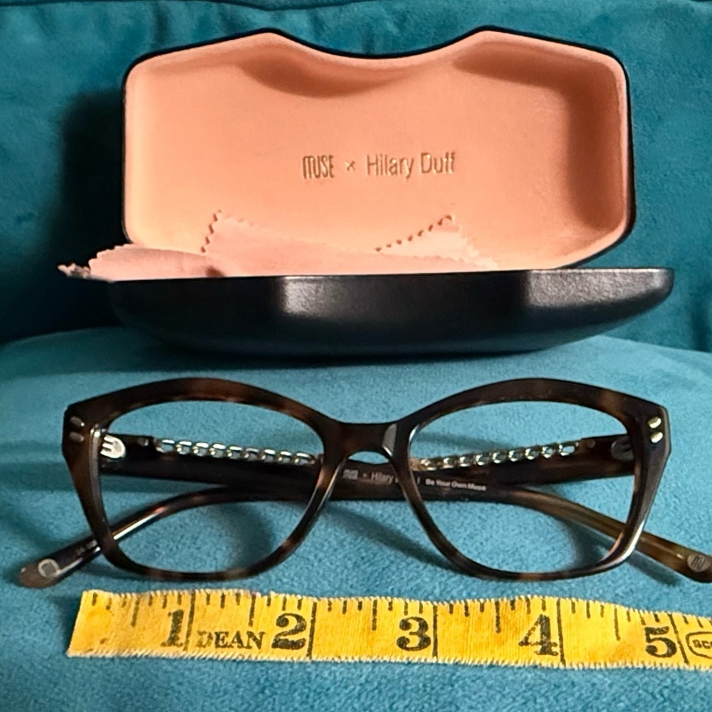 MUSE x Hilary Duff Brown Tortoise Shell Cat Eye Eyeglasses Embellished Temple - Picture 10 of 17